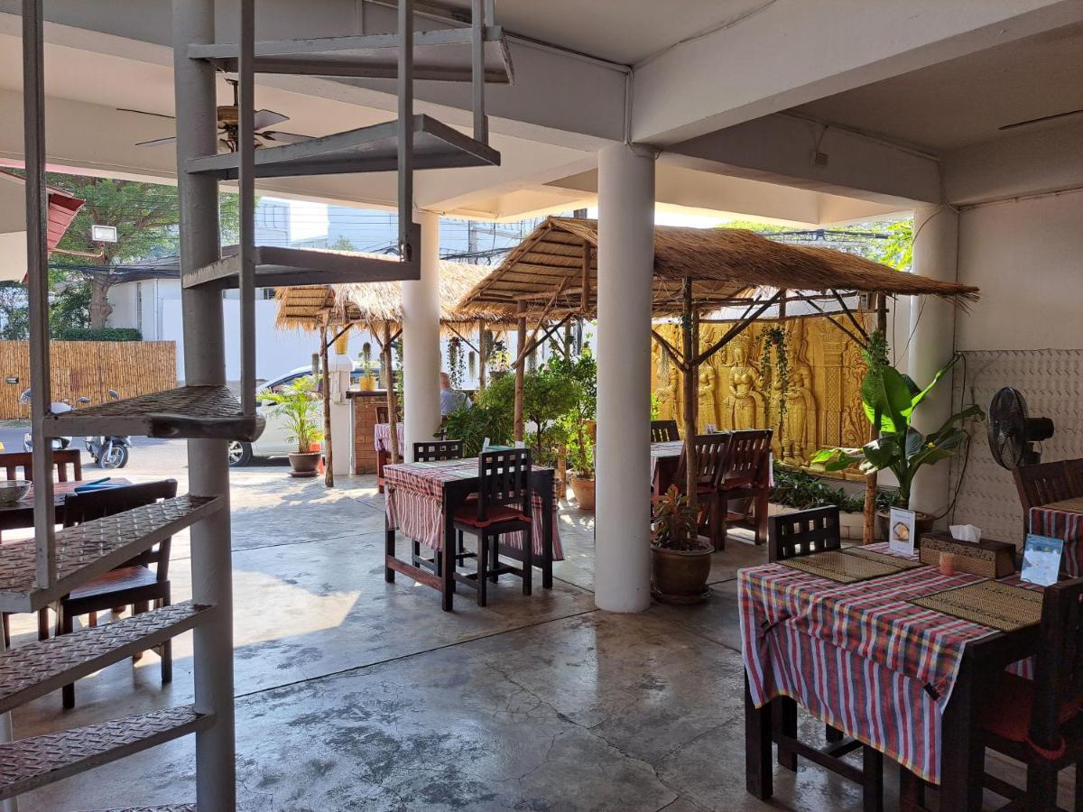 Palada Guest House HHQ Exterior foto
